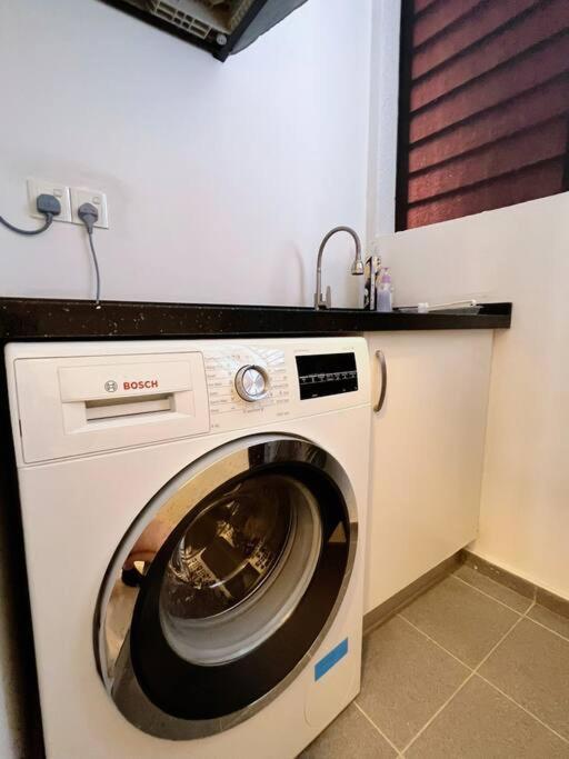 Homely 2Br Heritage D'Sara @ Link To Mrt, Near Thomson Hospital & Sungai Buloh Hospital Exterior photo